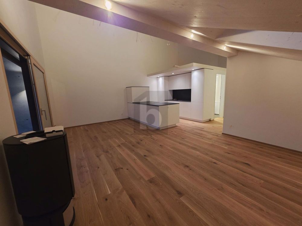 ERSTBEZUG: MODERN MIT WEITBLICK - Bild 3