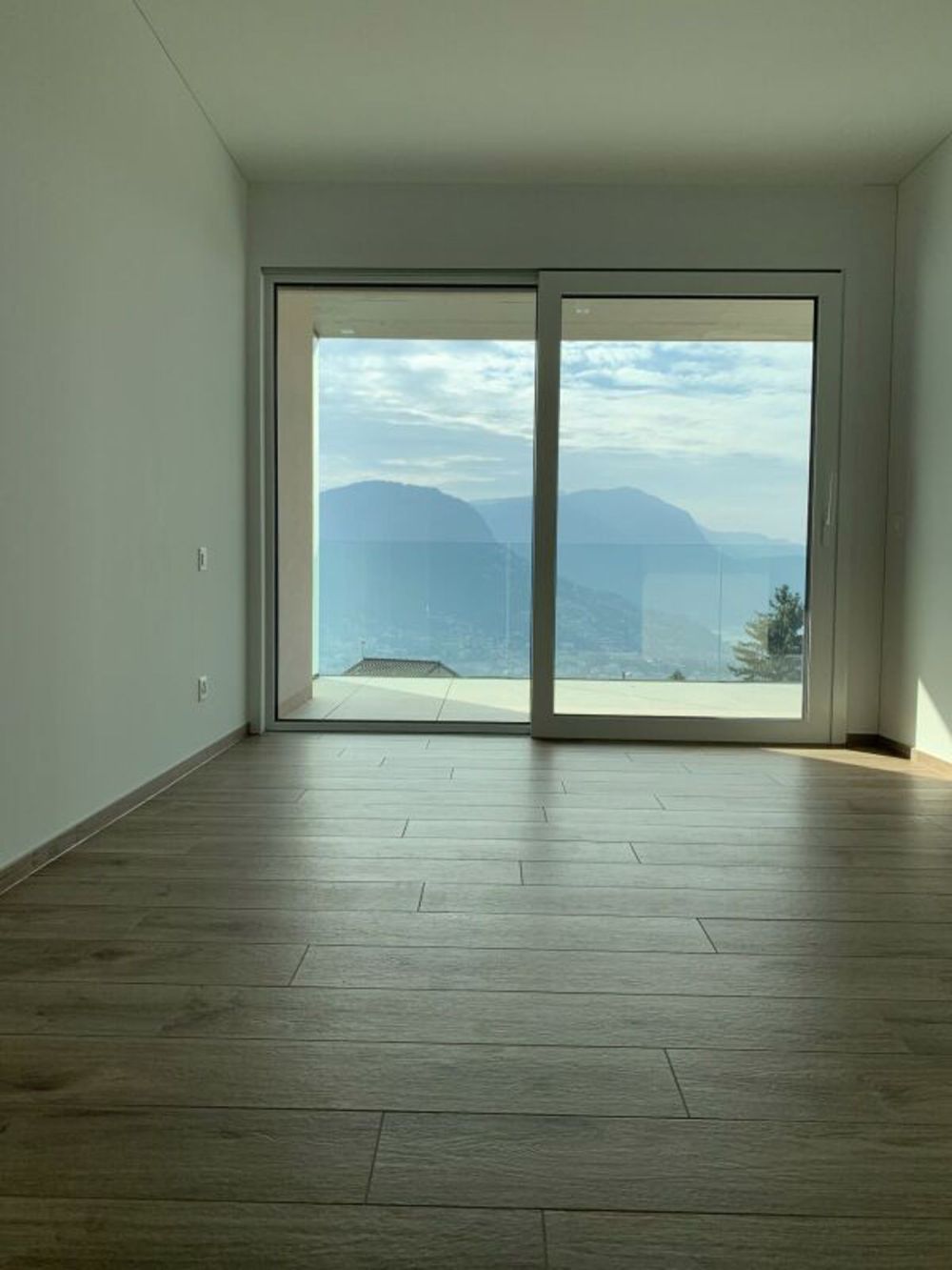 Appartamento di 1.5 locali con giardino a Comano - Bild 3