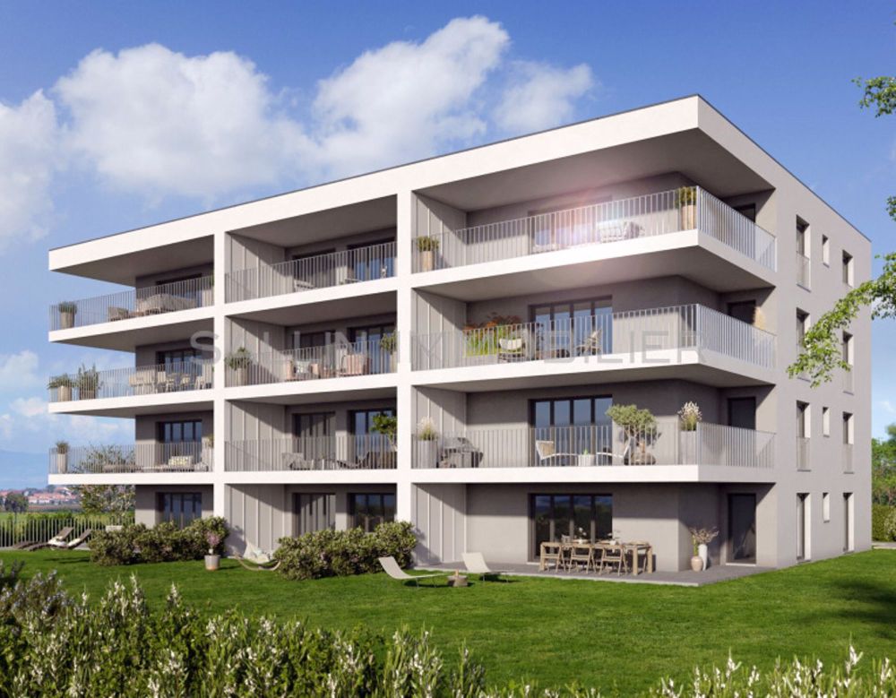 Lumineux appartement de 2½ pièces au 2ème étage avec pl. de parc int. - Bild 1