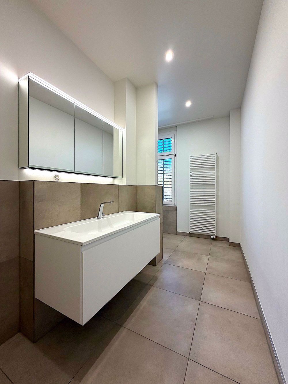 Moderne 3.5 Zimmer Etagenwohnung zentral gelegen - Bild 7