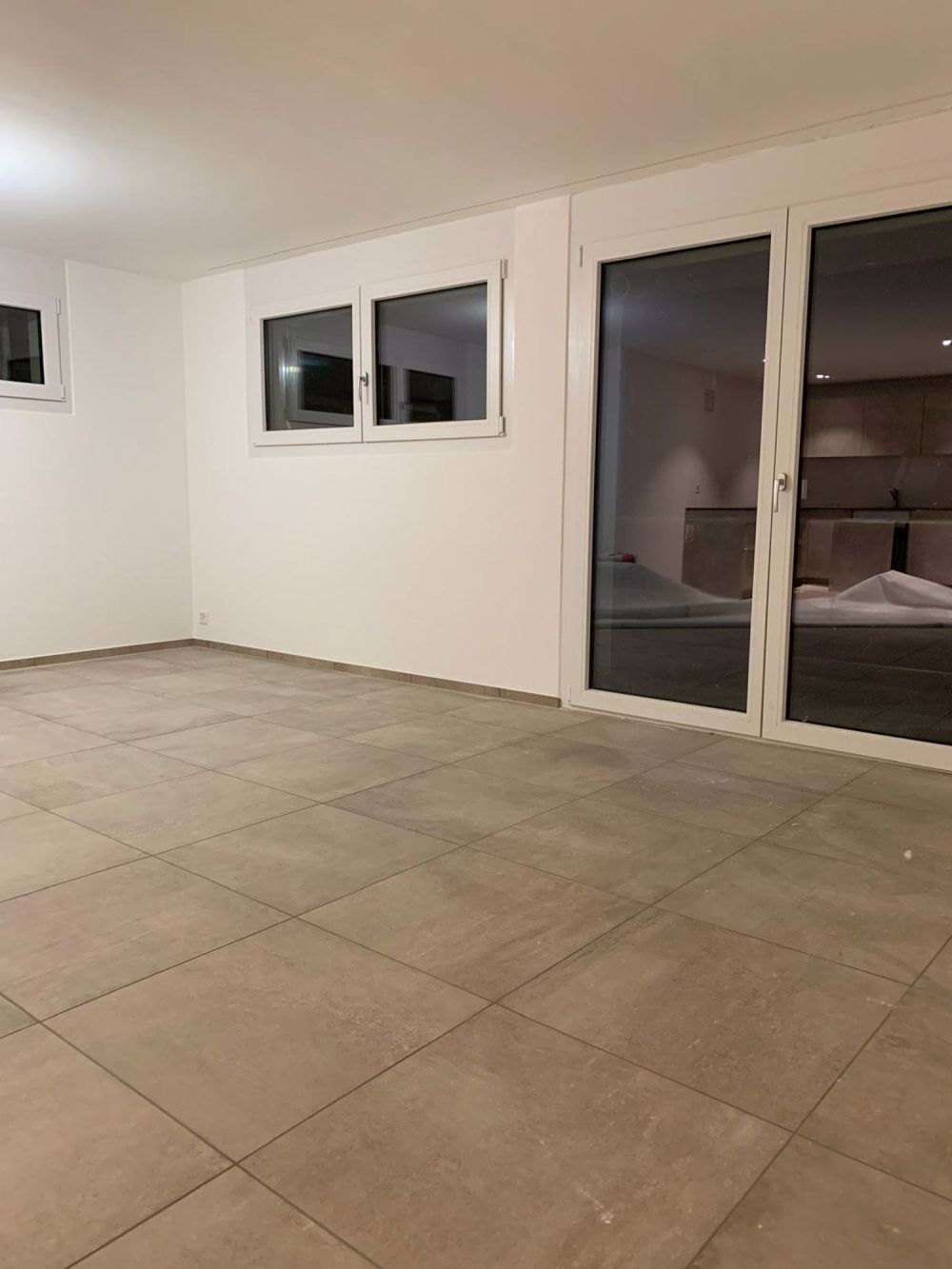 Neubau-Erstvermietung 3,5 Zimmer, 80m2 Wohnung - Bild 3