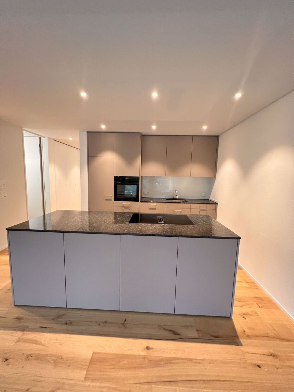 Moderne 2.5-Zimmerwohnung in ruhigem Quartier - Bild 3