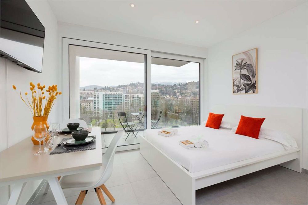 MONOLOKALE DESIGNS IN LUGANO - KOMFORT, ELEGANZ UND SERVICE - Bild 1
