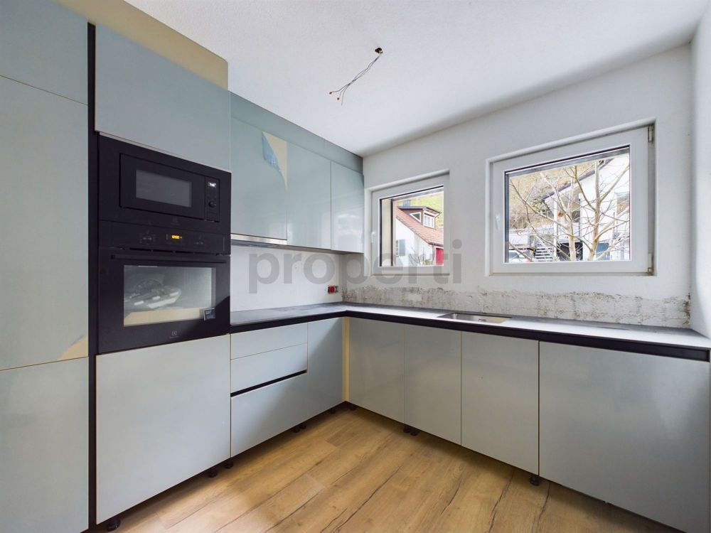 Frisch Sanierte Hochparterre-Wohnung sucht neuen Mieter - Image 2