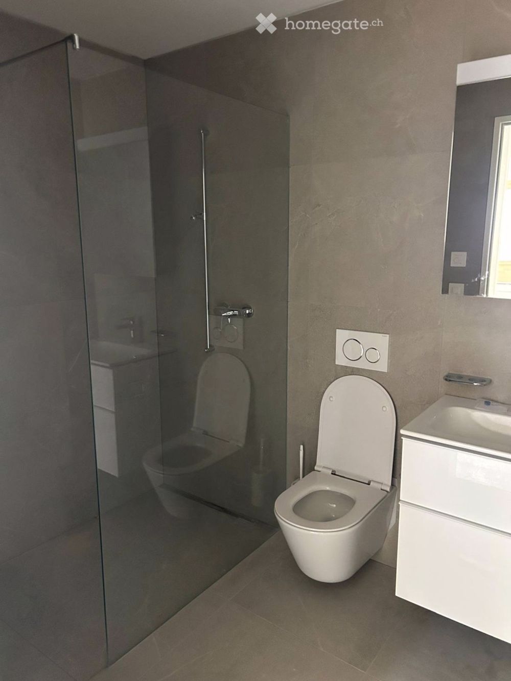 Moderne 4.5-Zimmer-Dachwohnung mit Panoramablick in Stettfurt - Bild 9