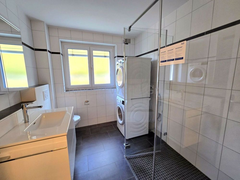 Exklusive 3,5 Zimmer-Whg. im Naherholungsgebiet Gebertingen (Gommiswa - Seoarates Bad mit WM und TU