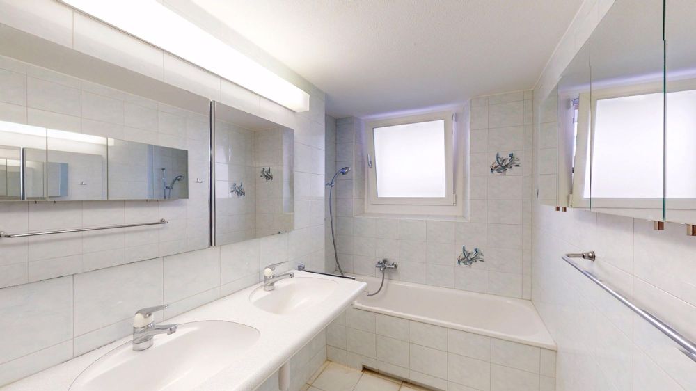 Exklusive 3-Zimmer-Riverside-Wohnung mit Balkon nahe Roche-Tower am Rhein - Bild 7