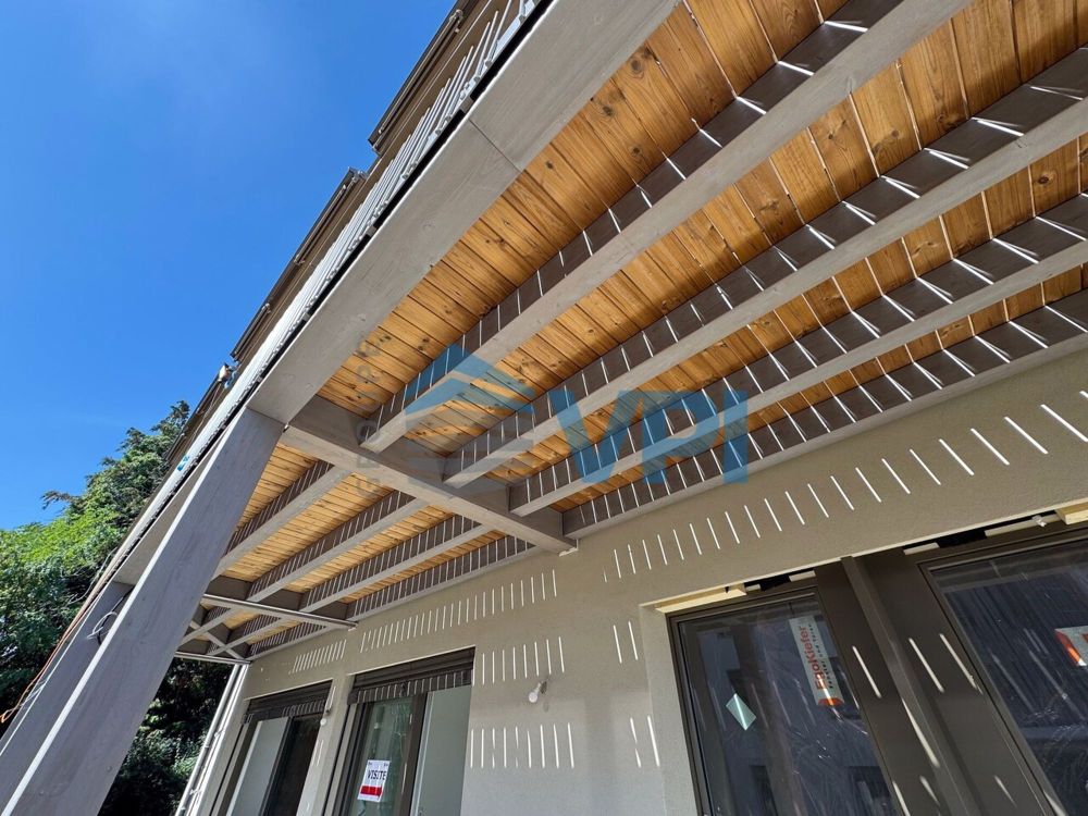 APPARTEMENTS NEUFS DE 6 PIECES AVEC JARDIN - Immeuble