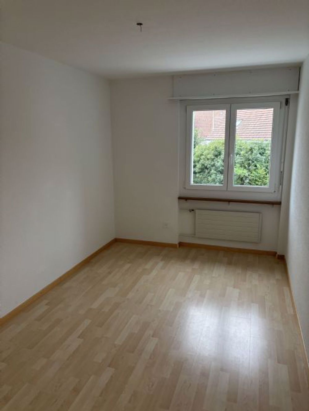 Ruhige 4.5 Zimmerwohnung zu vermieten - Bild 3