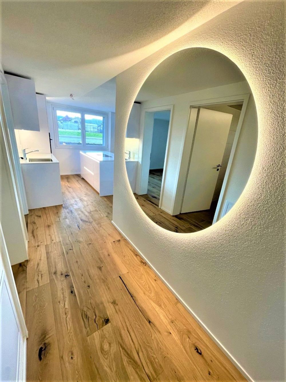 TOP MODERNE 3.5 ZIMMER WOHNUNG MIT PRIVATER WASCHMASCHINE/TUMBLER - Bild 5