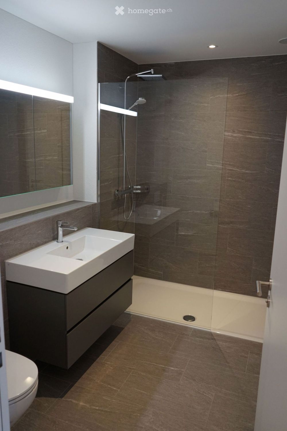 Modernes Zuhause mit Top Grundriss und 29m2 Balkon in Sins - Bild 3
