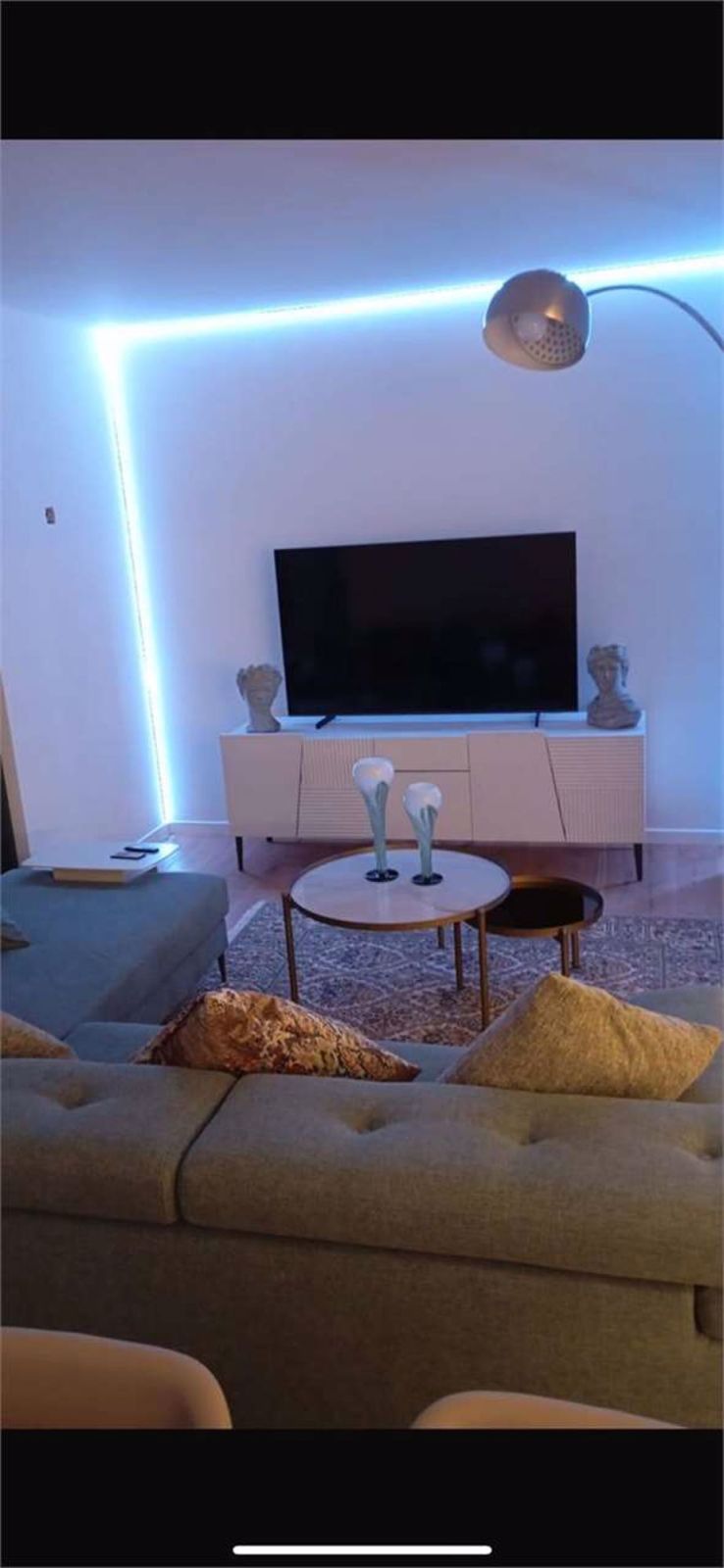 Neue möblierte 4.5-Zimmer-Wohnung mit Terrasse - Bild 9