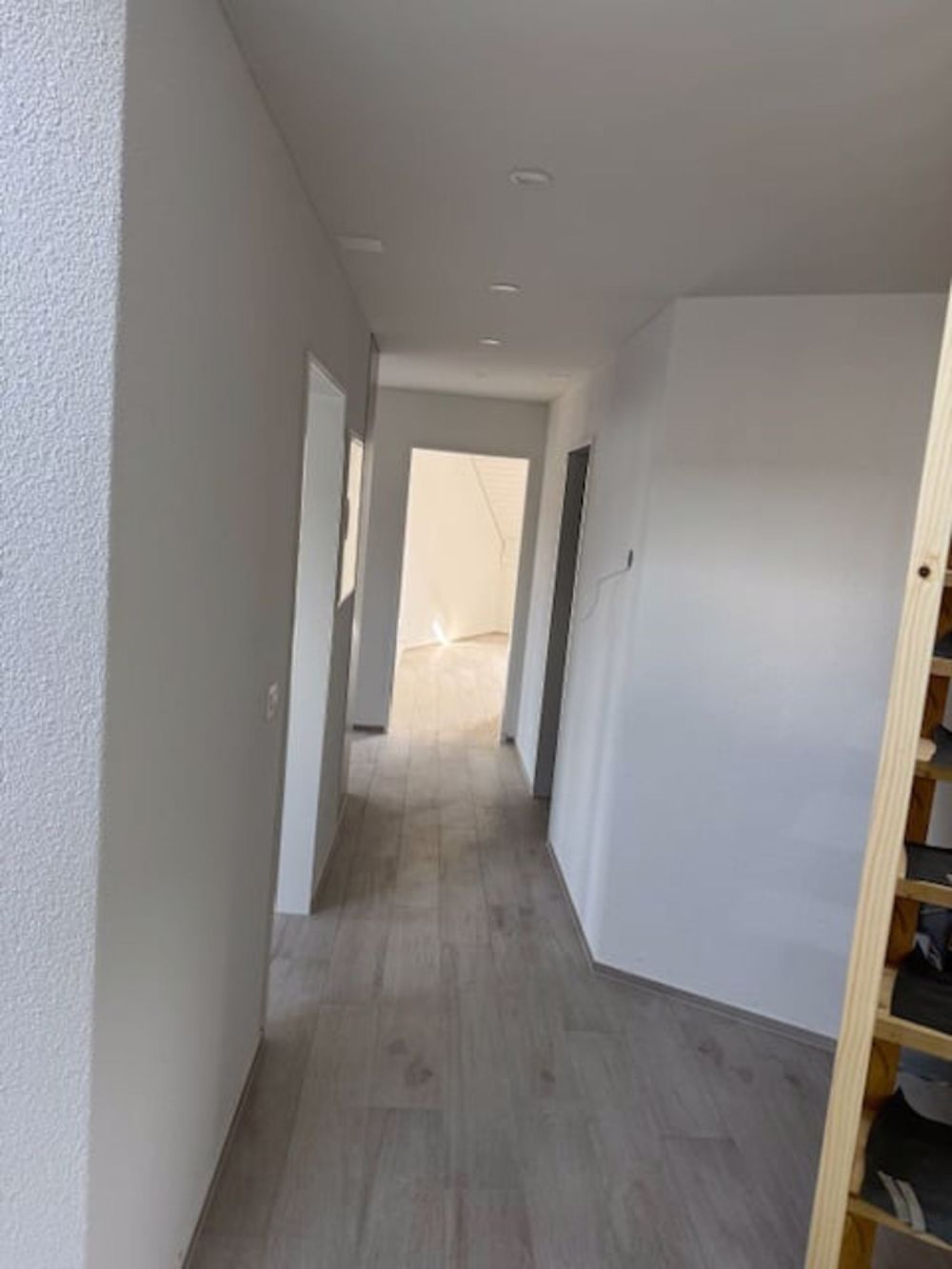 Moderne 4.5-Zimmer-Neubau-Wohnung in ruhiger Lage in Hallau - Bild 10