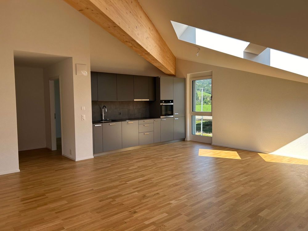 Prächtige 2,5-Zimmer-Dachwohnung in Vallorbe - Bild 2
