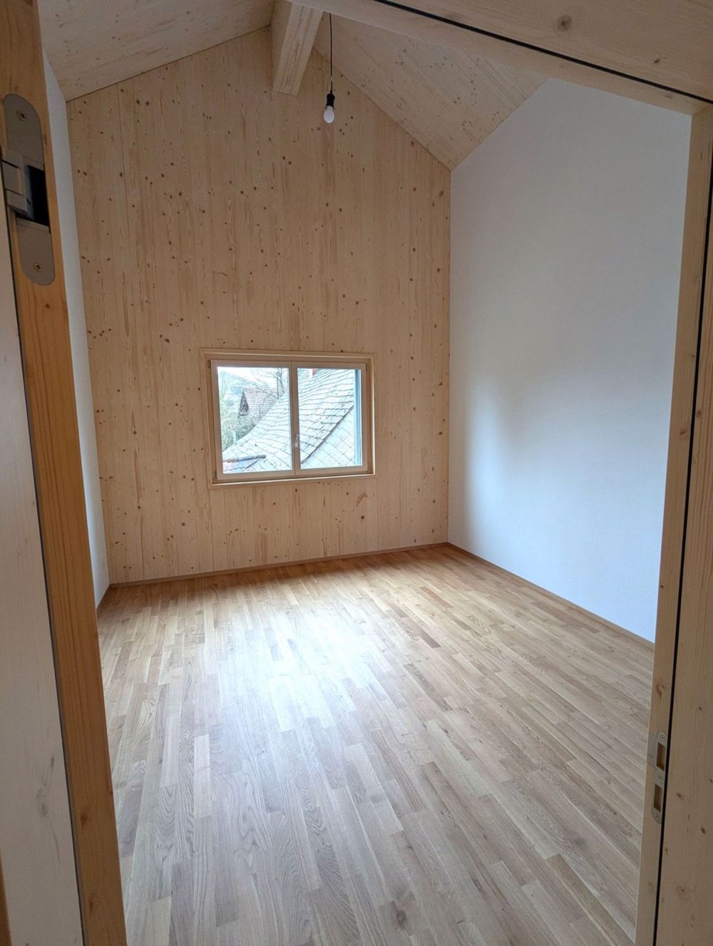 Erstbezug moderne charmante 4.5 Zimmer Wohnung - Bild 13