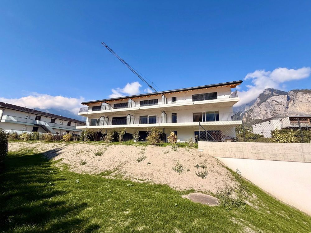 C01- Wohnung 2 Zimmer hell mit Balkon in St-Pierre-de-Clages - Bild 1
