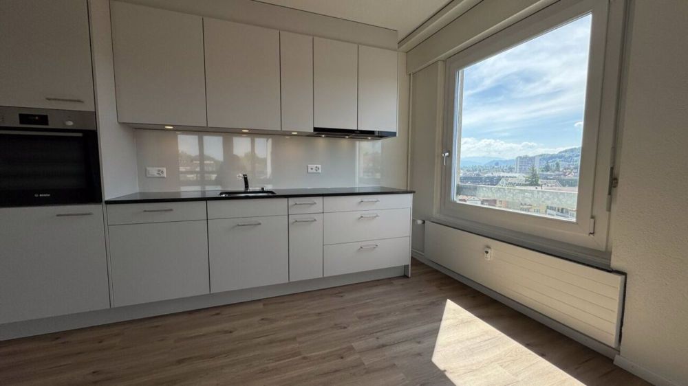 Neu Sanierte Moderne 4.5 Zimmer-Wohnung mit Herrliche Aussicht in Bern - Bild 6