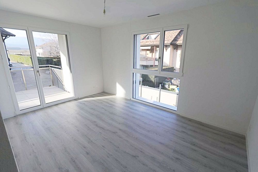 Neue 3,5-Zimmer-Wohnung // 2 Schlafzimmer // Erdgeschoss mit Balkon-Terrasse - Bild 3