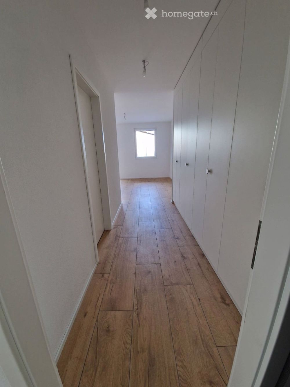 Neue, helle 5.5-Zimmer-Wohnung mit 200 m² Garten – Bottens - Bild 5