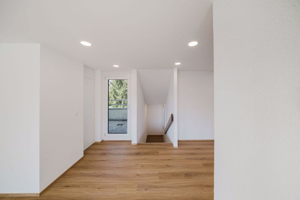 Totalsanierte 3½-Zimmer-Attikawohnung mit riesiger Terrasse - Bild 4