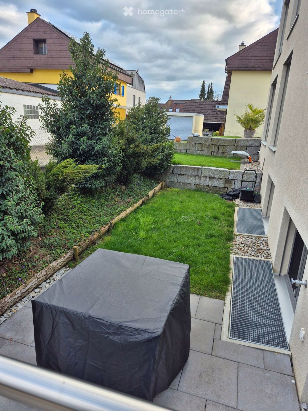 Moderne 2.5-Zimmer-Wohnung mit Balkon in Münchenstein - Bild 2