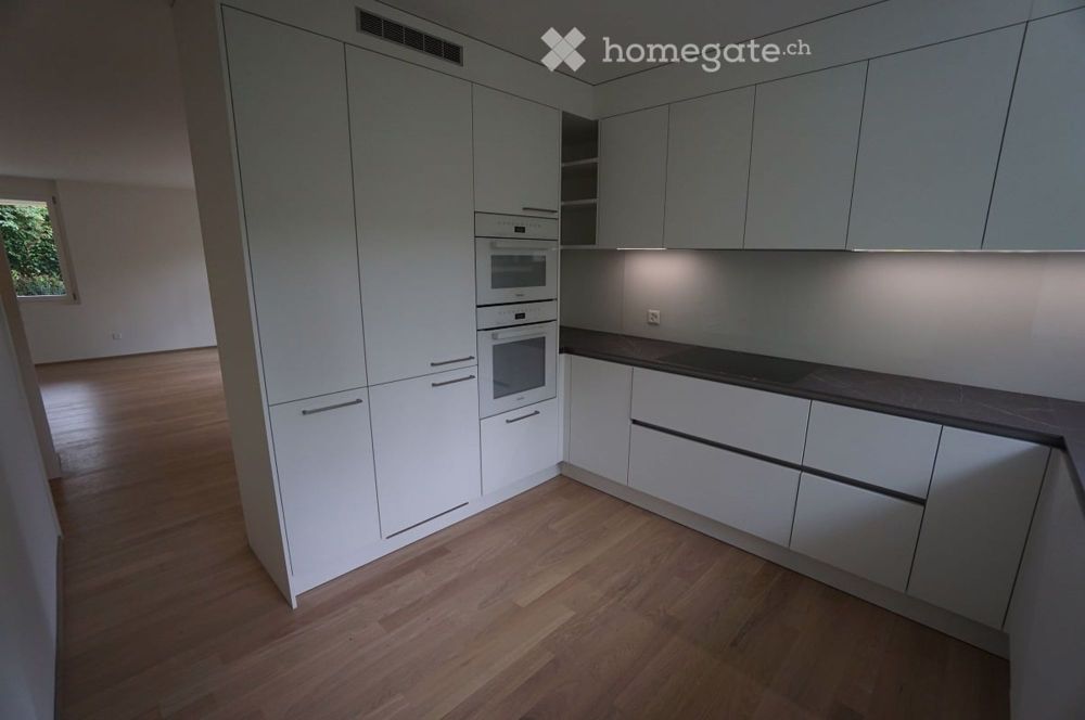 Luxurious 4.5-Room Garden Apartment in Prime Zürich Location - Bild 7