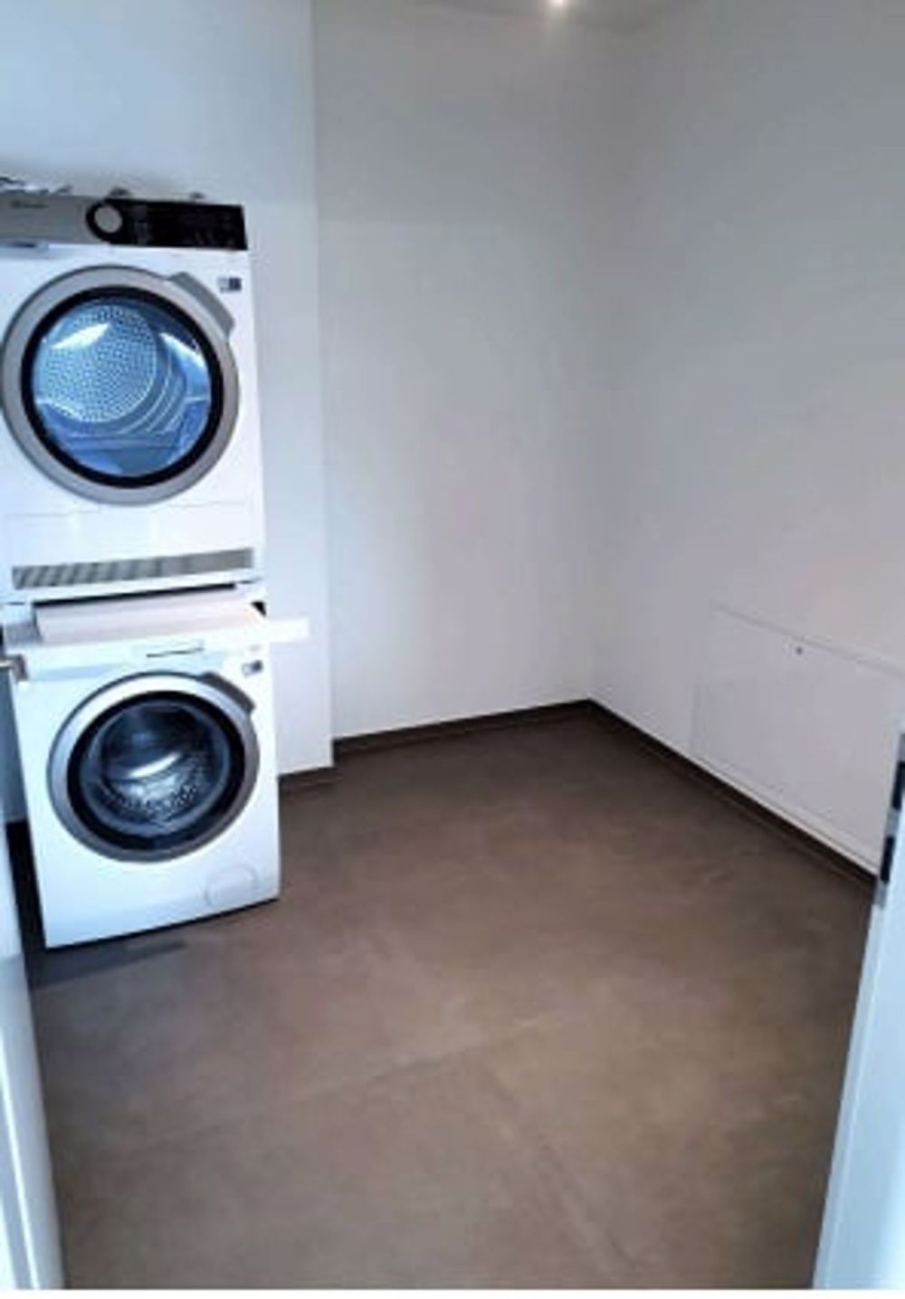 moderne 3.5 Zimmerwohnung - Waschraum111