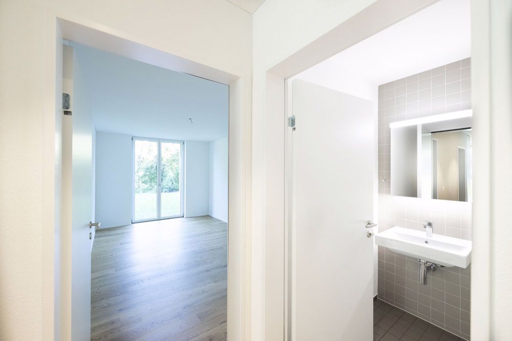 SOMMERAKTION - 1 Monat GRATIS - ERSTVERMIETUNG BAHNWEID in Deitingen HOCHWERTIGES WOHNEN IN MODERNER ARCHITEKTUR - Bild 2