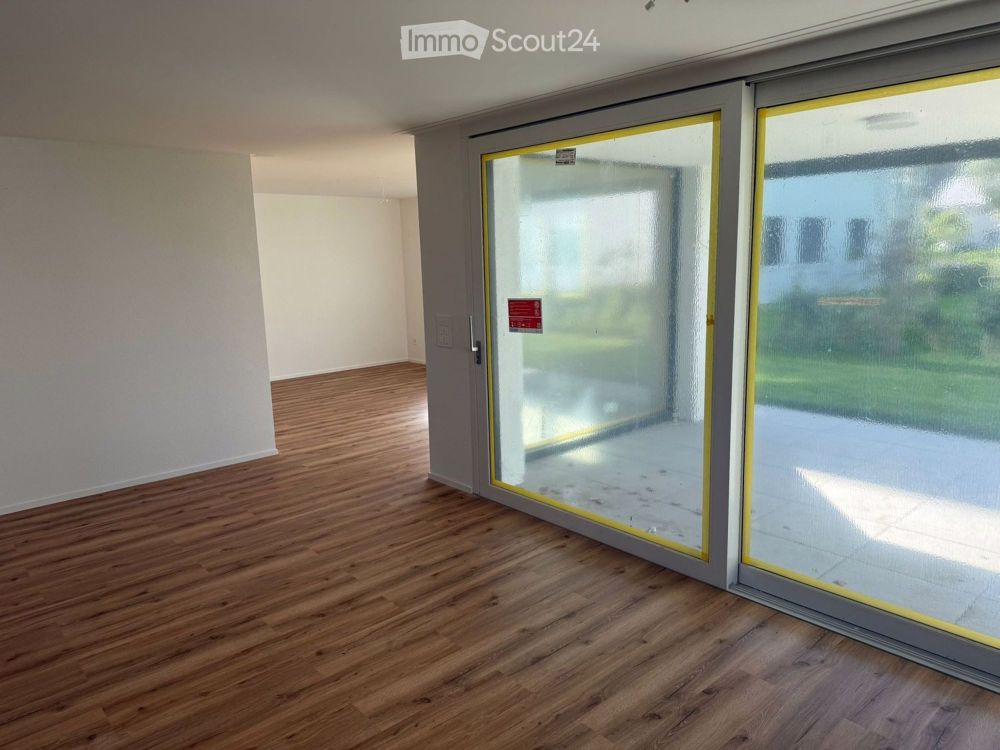 Moderne 4.5-Zimmer-Neubau-Wohnung mit Balkon in Visp - Bild 11