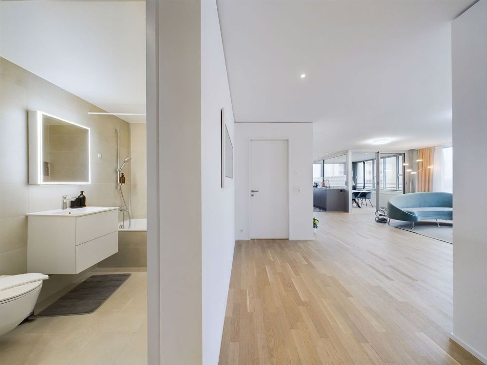 Moderne 5.5-Zimmer Wohnung in Neuhausen - Image 9