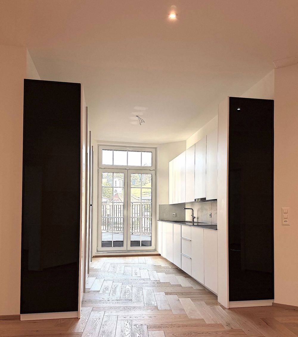 Moderne 5.5 Zimmer Etagenwohnung zentral gelegen - Bild 7