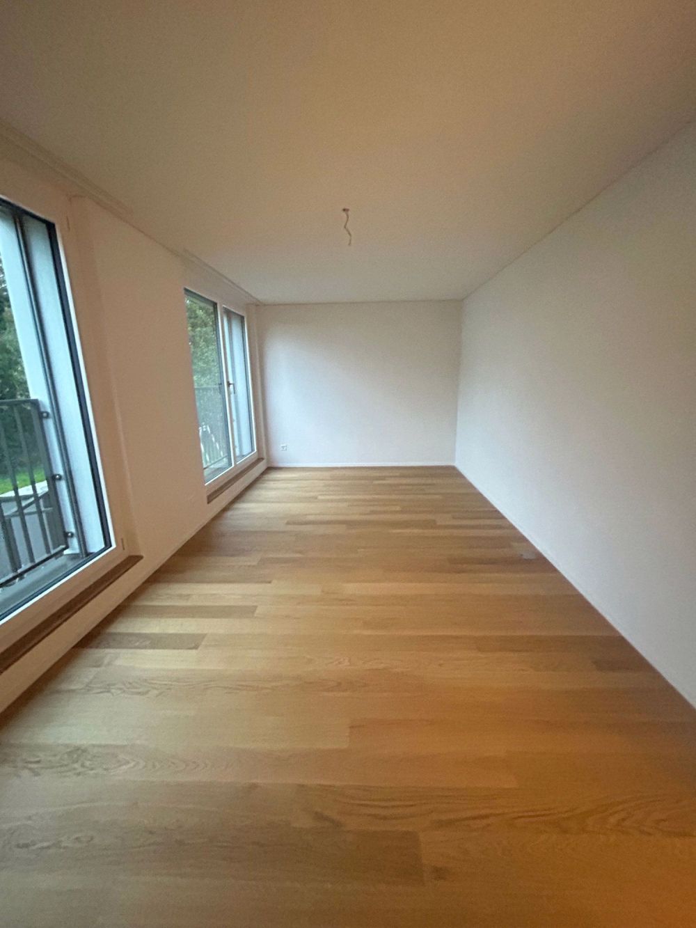 ERSTVERMIETUNG: Traumhafte Wohnung im ruhigen, ländlich geprägten Thierachern bei Thun - Bild 3