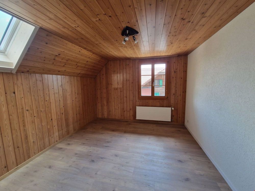 Dachwohnung Hocheinfahrt Bauernhaus - Bild 8