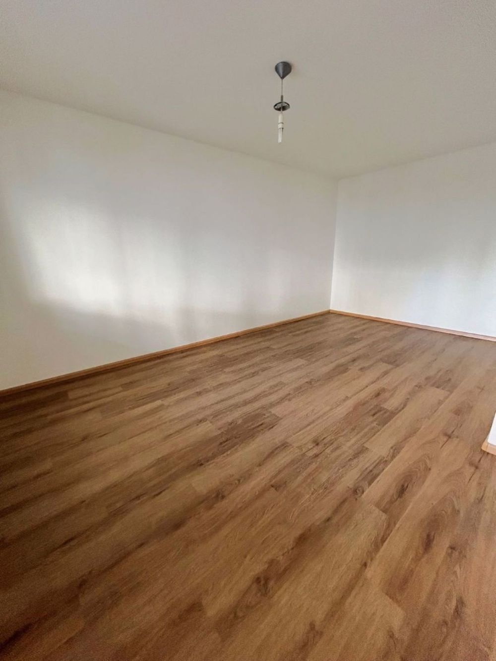 Schöne 1-Zimmer-Wohnung in Basel mit Neubau-Charakter - Bild 3