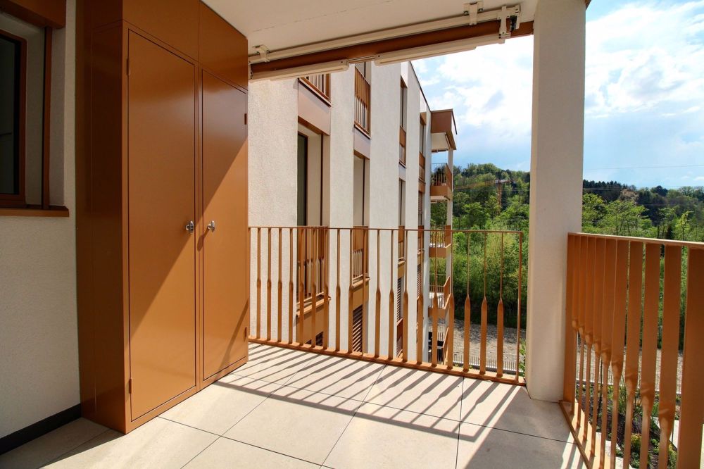 Neue 2.5-Zimmer-Wohnung in Marly! - Balcon