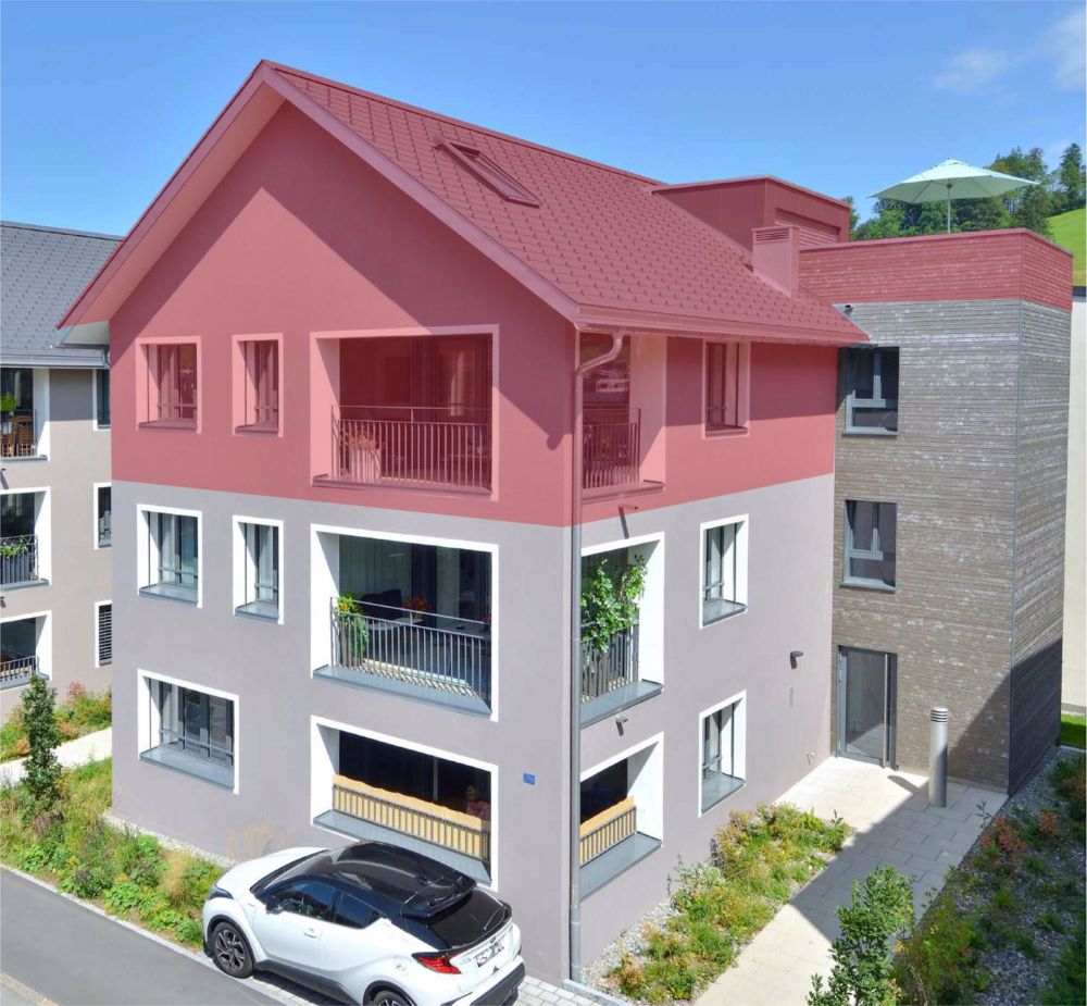 4.5 Zimmer-Maisonettewohnung mit viel Holz - Wohnoase in Einsiedeln - Bild 13