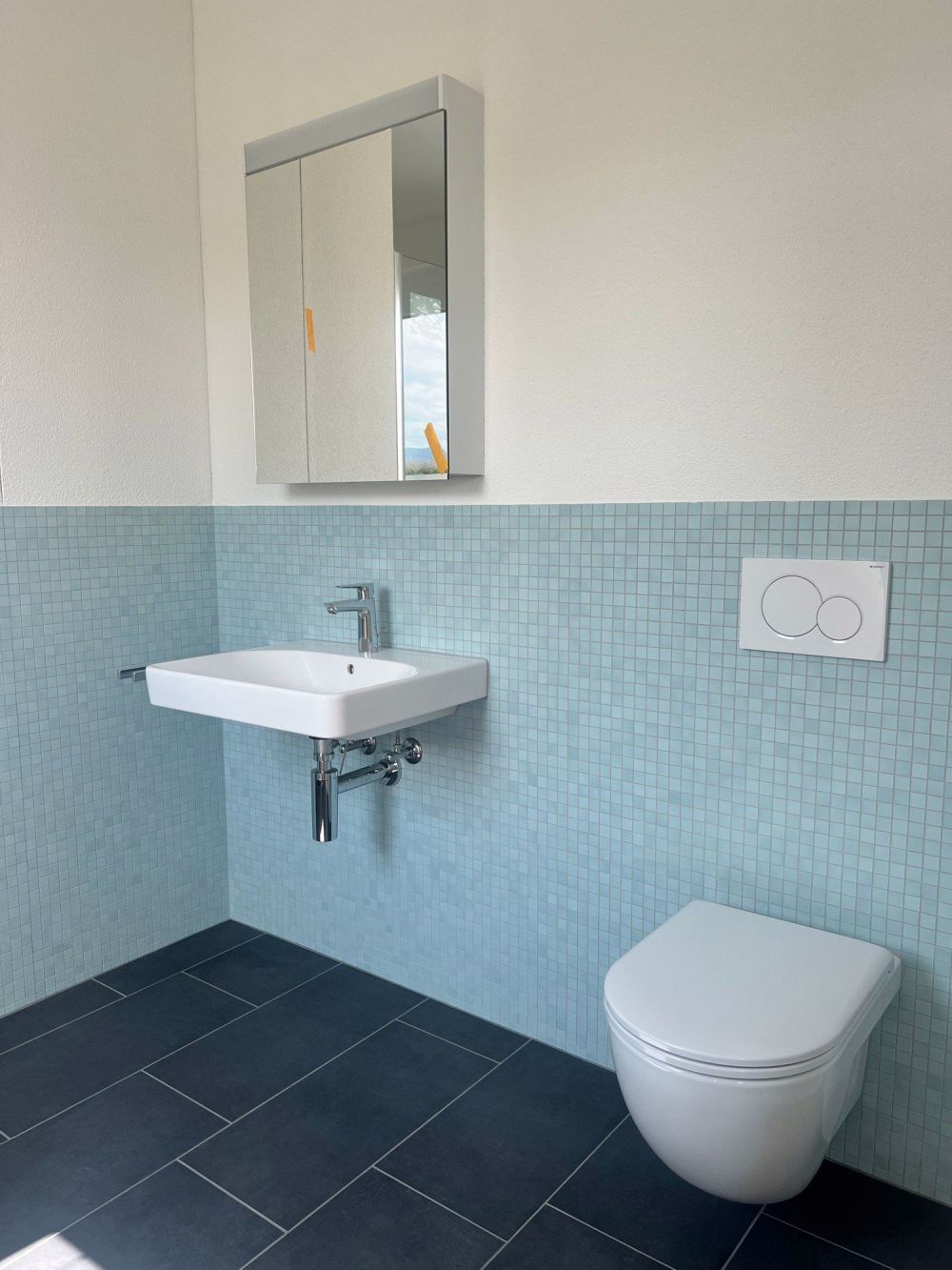 Moderne 3.5-Zimmer-Wohnung mit Balkon in Rebstein - Bild 3