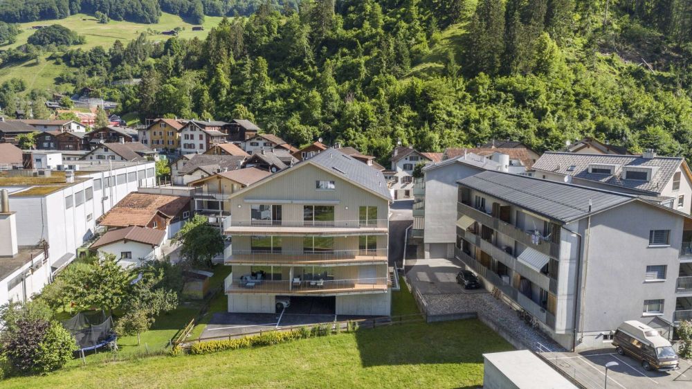 Exklusive 4.5 Zimmerwohnung mit Galerie im Neubau "Mühlbach" - Bild 2