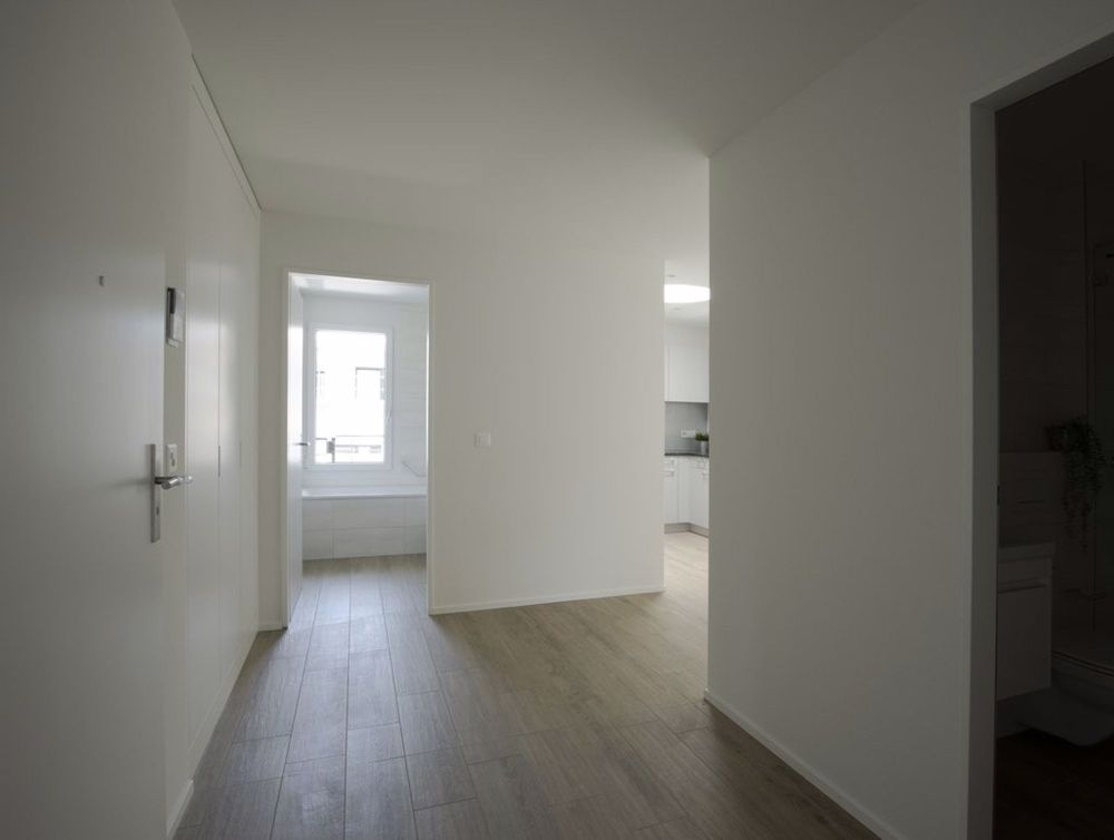 ERSTVERMIETUNG - Wohnen an ruhiger Lage - Eingang_2.jpg