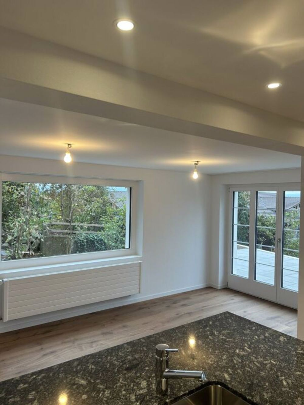 Erstbezug nach Renovation - 4.5-Zimmerwohnung im Soussol - Bild 3