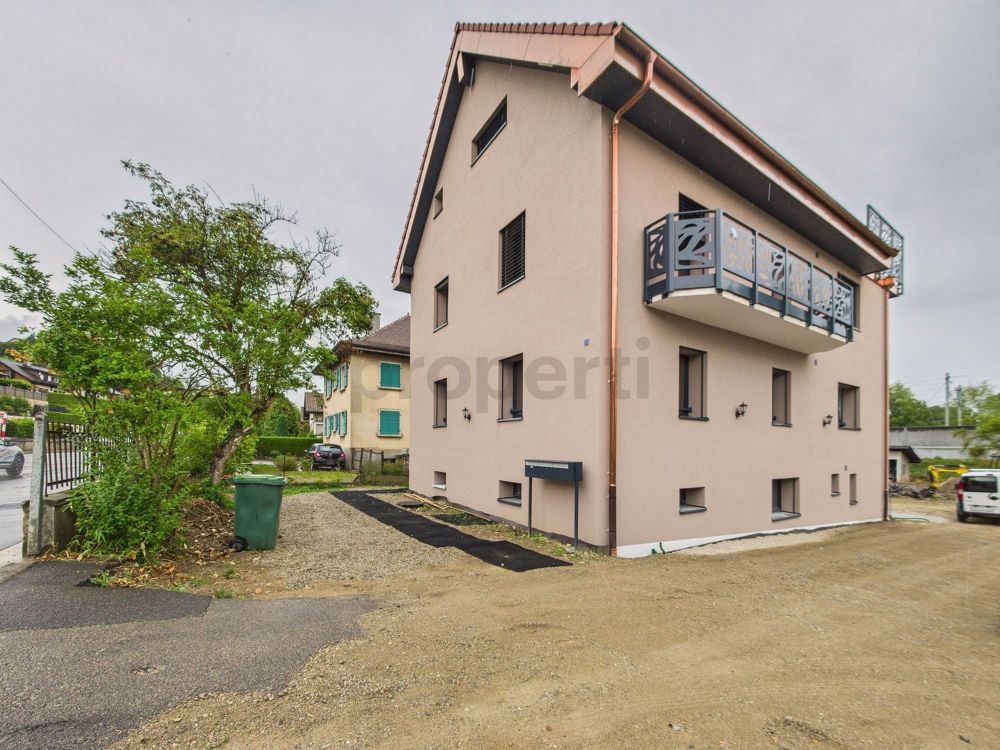 Exklusives 4.5-Zimmer-Apartment in Grandson, modern renoviert und familienfreundlich - Image 9