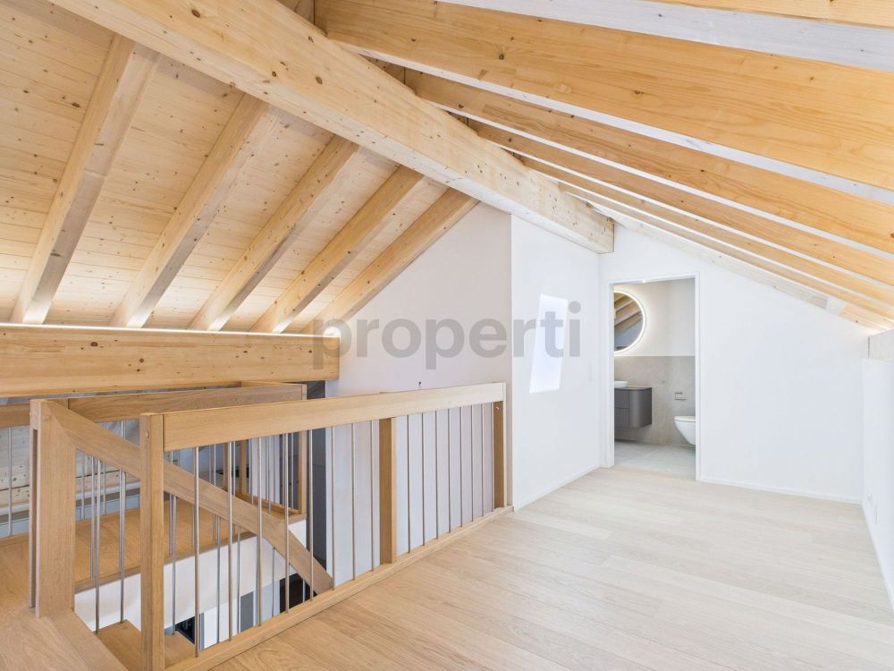 Traumhafte 4.5-Zimmer-Maisonettewohnung in Domat/Ems - Bild 8