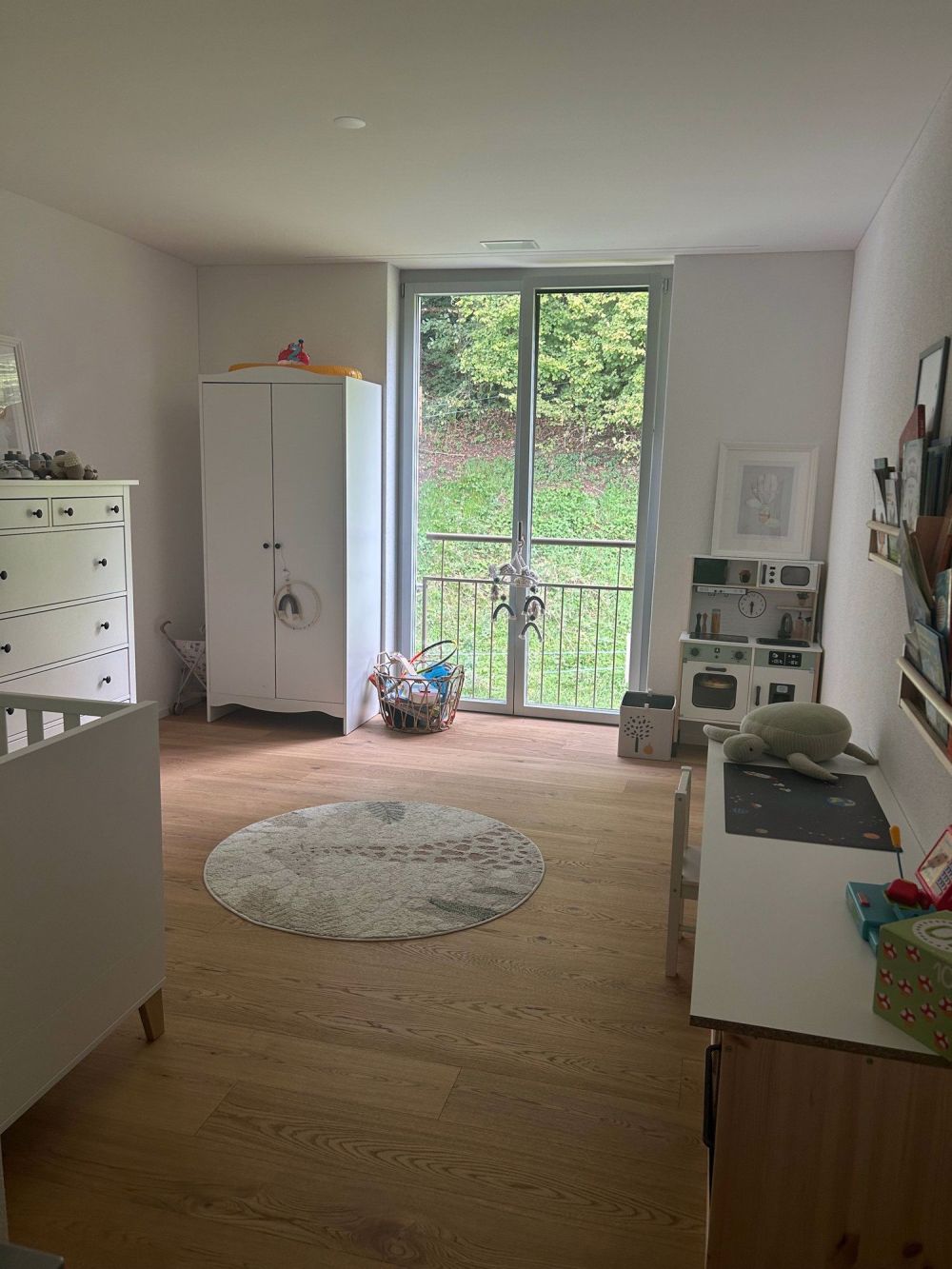 Willkommen an der Schädrütihalde 11 - Kinderzimmer möbliert