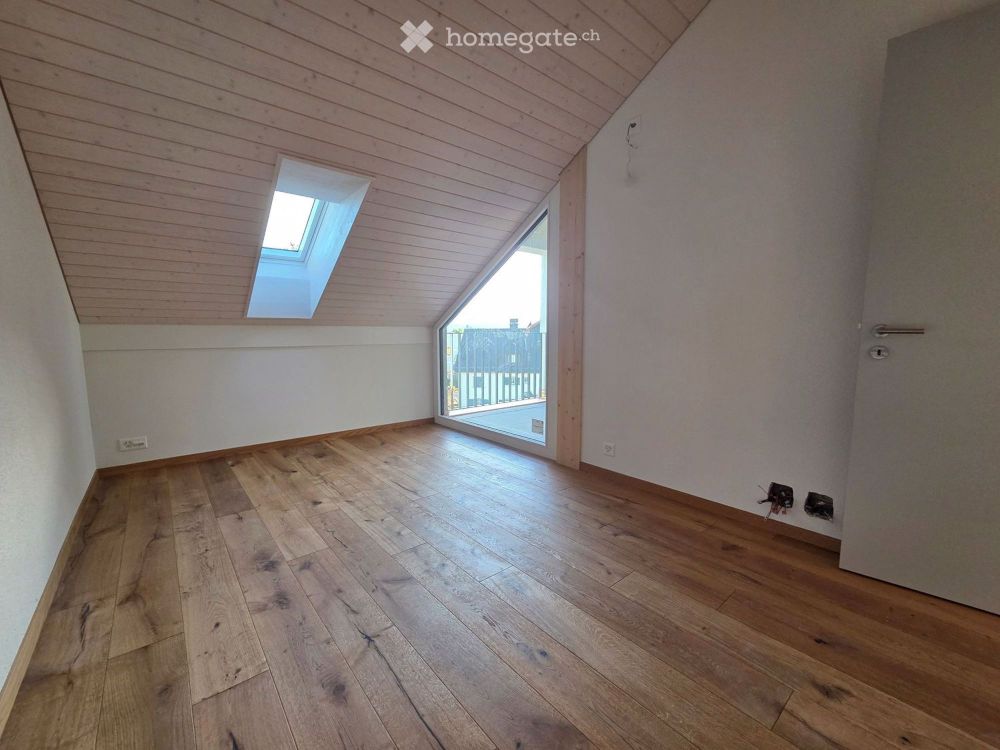 Dachwohnung mit wunderbarer Fernsicht - Bild 12