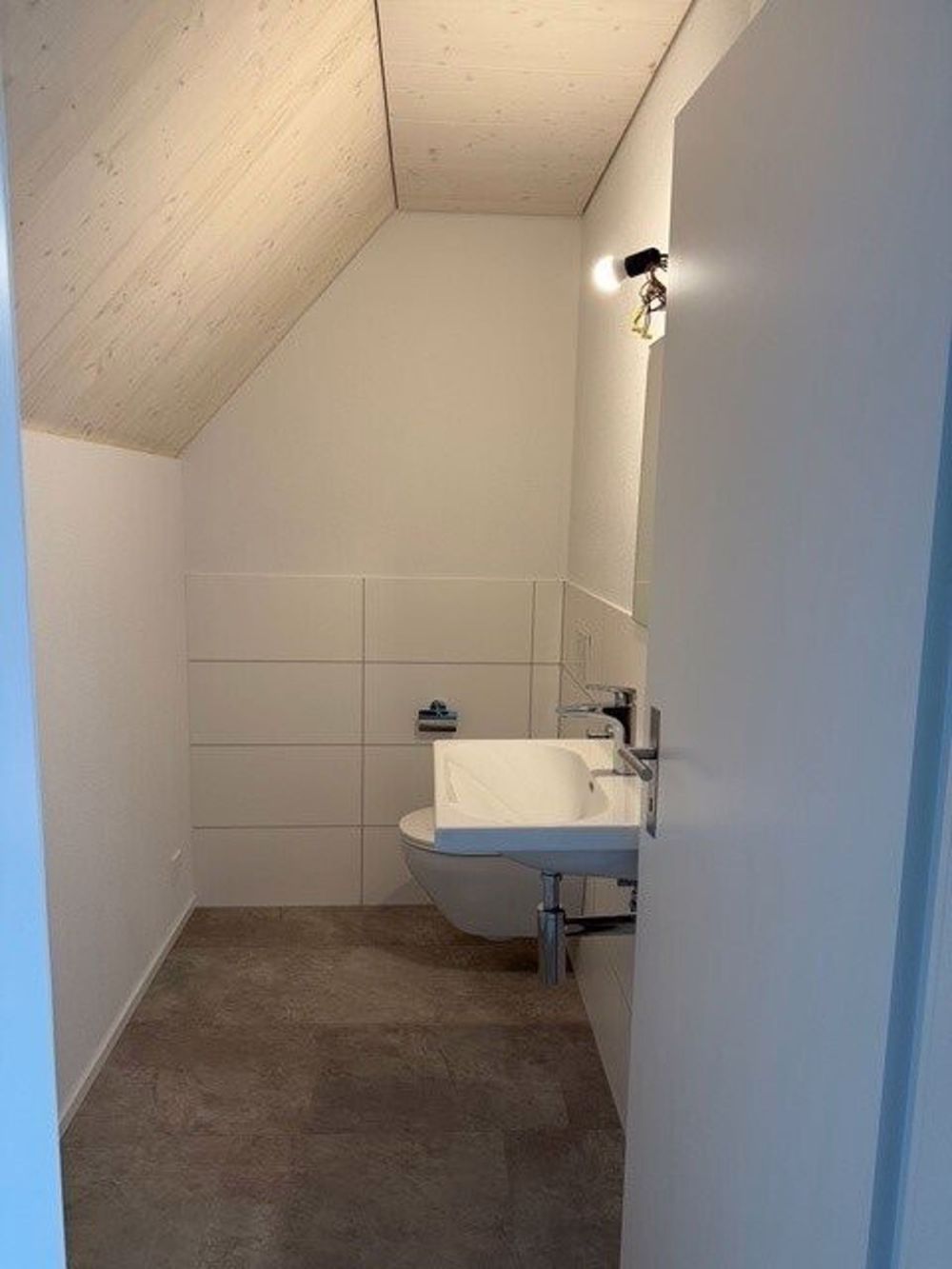 ERSTVERMIETUNG - Maisonette-Wohnung mit Galerie und eigener Waschküche - WC auf Galerie