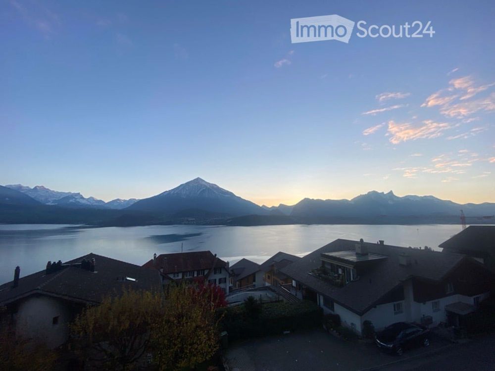 Luxuriös Wohnen in Gunten - Bild 1