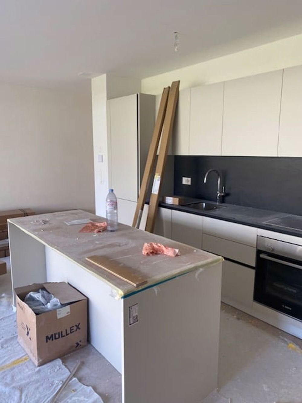 Zu vermieten - Magnifique Appartement NEU 2.5 Zimmer im Erdgeschoss (Terasse und Garten) – Sion - Bild 4