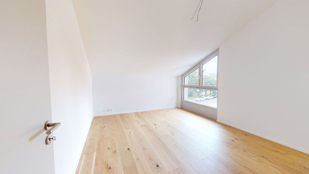 moderne und sanierte 3.5 Zimmer Dachwohnung in Glattfelden - Bild 7