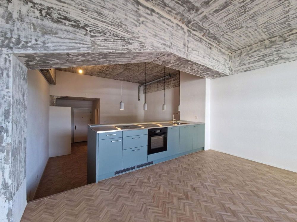 Moderne 2 Raum-Studiowohnung mit beeindruckender Raumhöhe - Bild 1