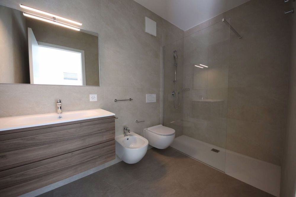 Appartement in Neubau mit privater Terrasse und Garage – Pollegio - Bild 7